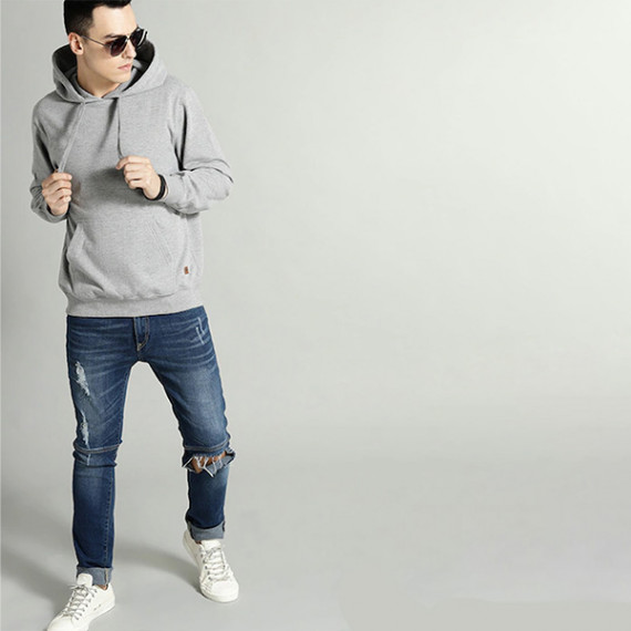 https://www.weardropz.com/products/the-lifestyle-co-men-grey-melange-solid-hooded-sweatshirt