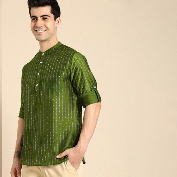 https://www.weardropz.com/products/men-olive-green-gold-toned-ethnic-woven-design-kurta
