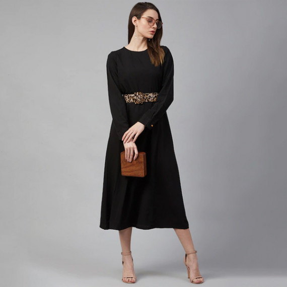 https://www.weardropz.com/products/black-pleated-maxi-dress