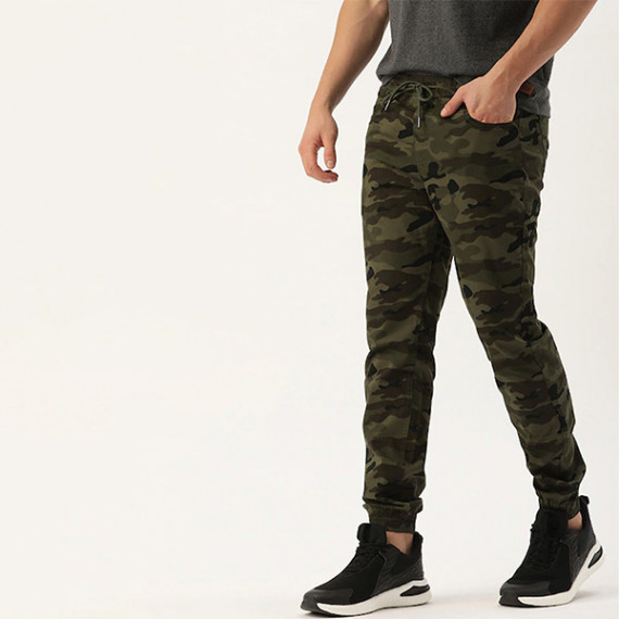 https://www.weardropz.com/products/men-olive-green-camouflage-printed-slim-fit-joggers-trousers