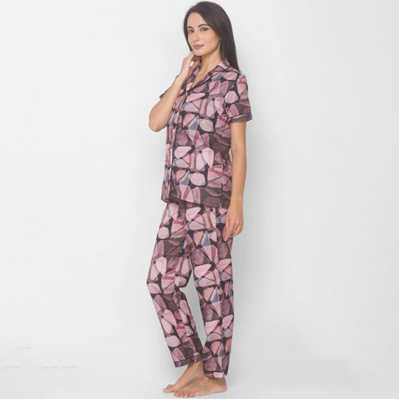 https://www.weardropz.com/products/women-black-abstract-printed-nightwear